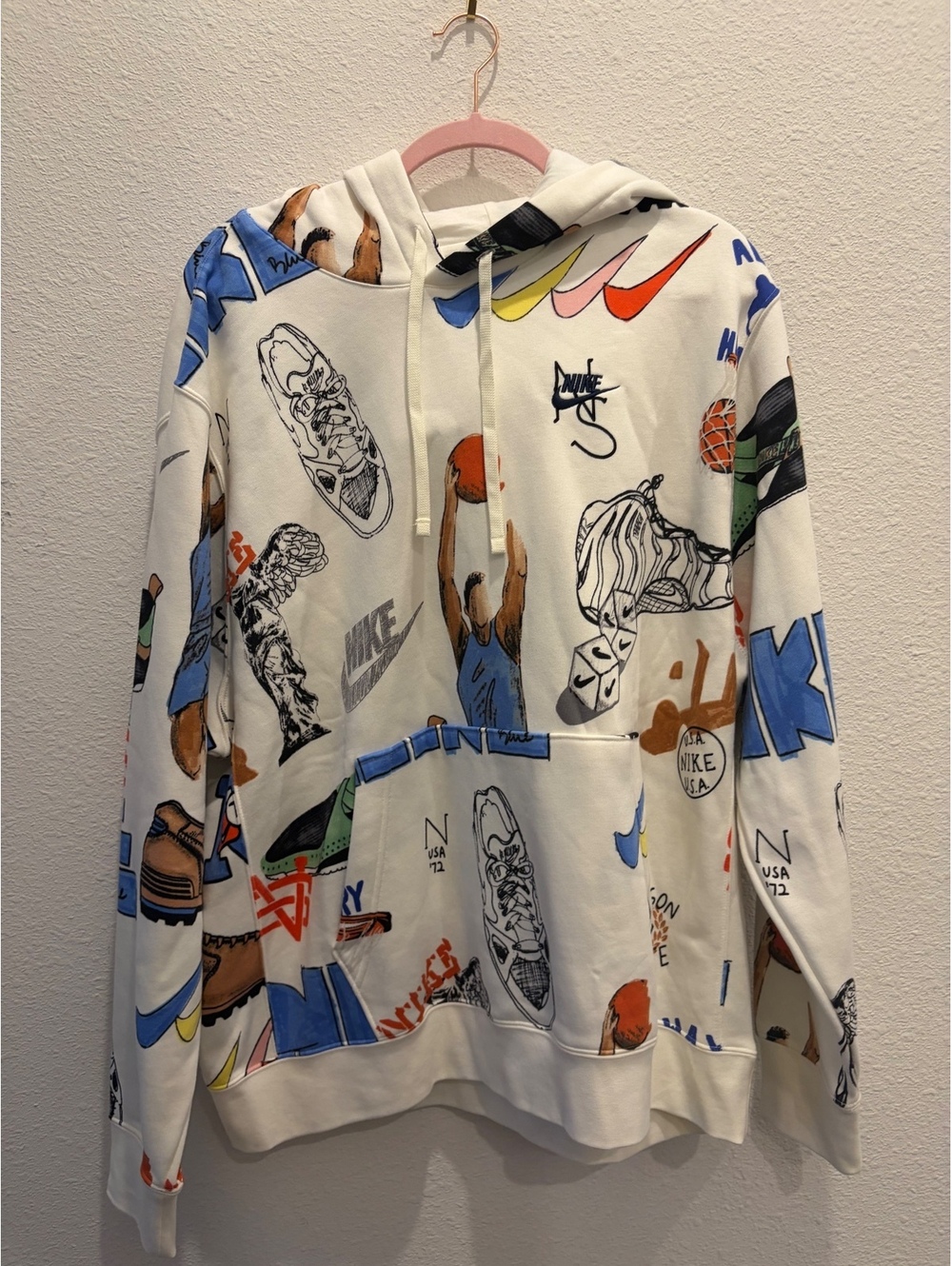 Nike Men's XL White Multicolor Graphic Hoodie Sweatshirt